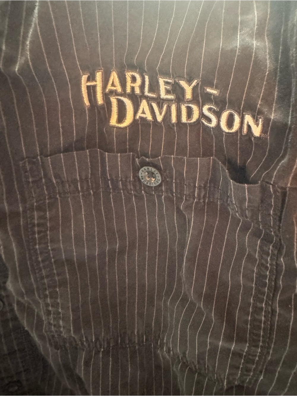 Harley-Davidson Black Pinstripe Short Sleeve Button-Down Shirt with White Logo - Picture 3 of 6
